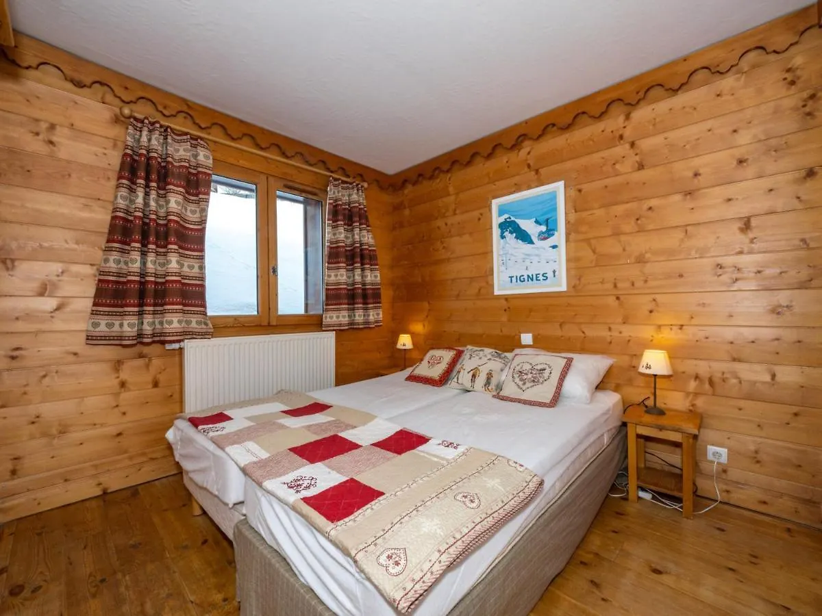 Appartement Cosy A Tignes - Proche Pistes & Commerces - Balcon - 4 Pers. - 3*** - Fr-1-502-392 0*,  France